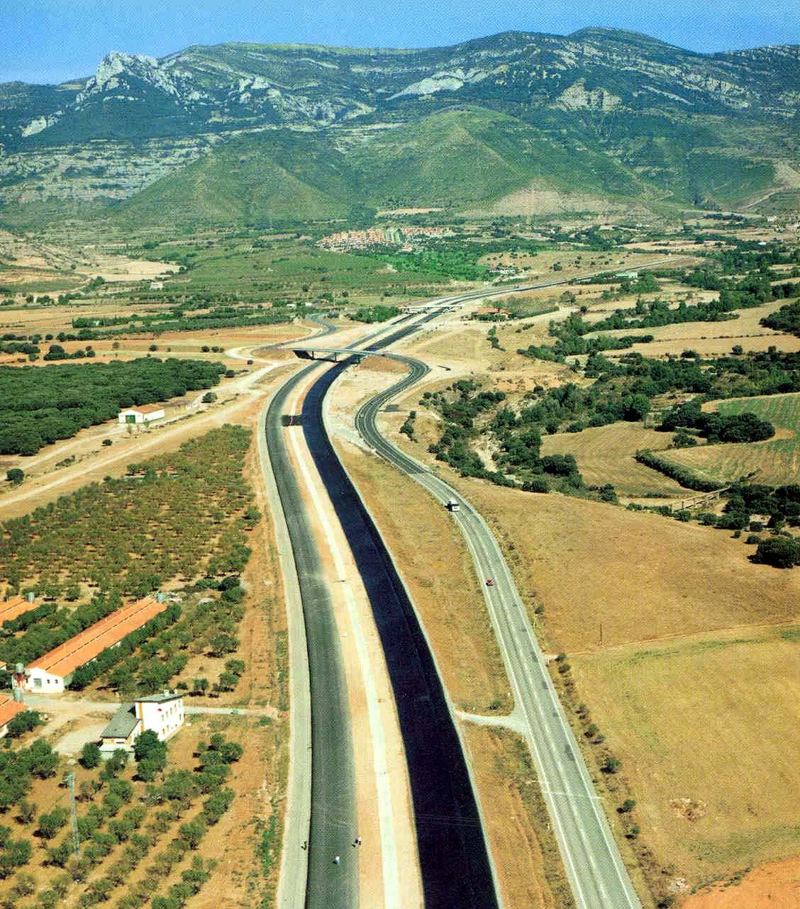 CONTRÔLE ET SUIVI DES TRAVAUX.
																
											   </a>